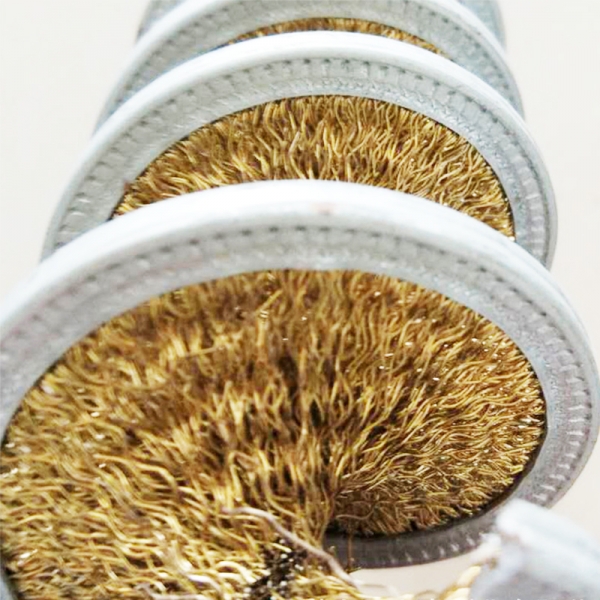 wire descaling brush,